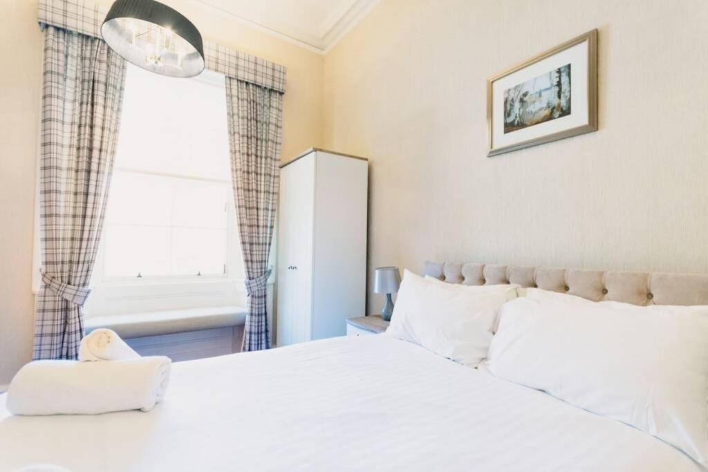 Atholl Apartment - A Unique Apartment In Countryside Park With Wifi And Access To Pool And Bar Perth Exterior foto
